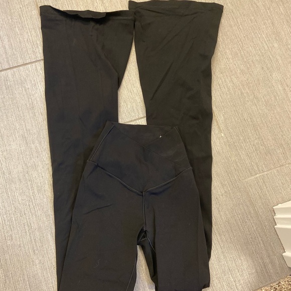 OFFLINE By Aerie Real Me High Waisted Crossover Flare Legging - Picture 2 of 3